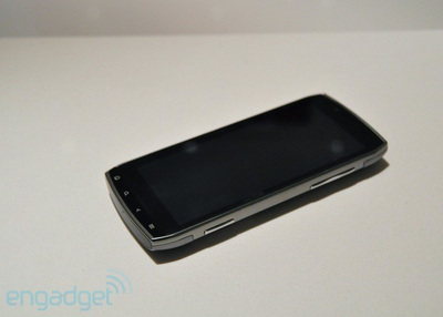 Acer выпустит телефон-планшет в апреле