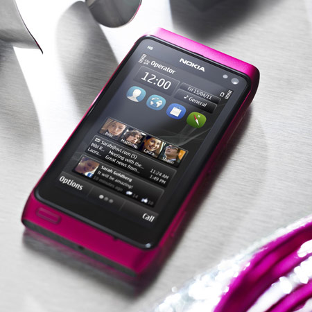 Представлен розовый смартфон Nokia N8 с ОС Symbian Anna
